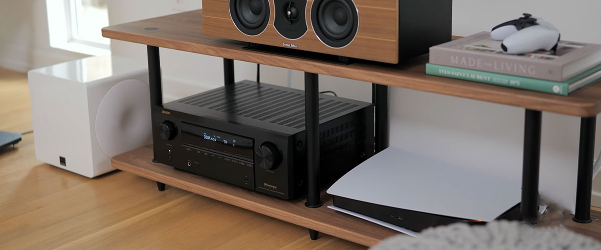 Denon AVR-X3700H front